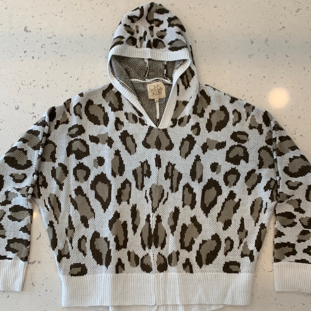 FASHION ANIMAL PRINT RAGLAN SLEEVE SWEATER